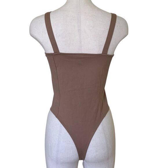 H&M Brown Thong Bodysuit Top with Gold Detail Women’s Size S - Picture 4 of 9